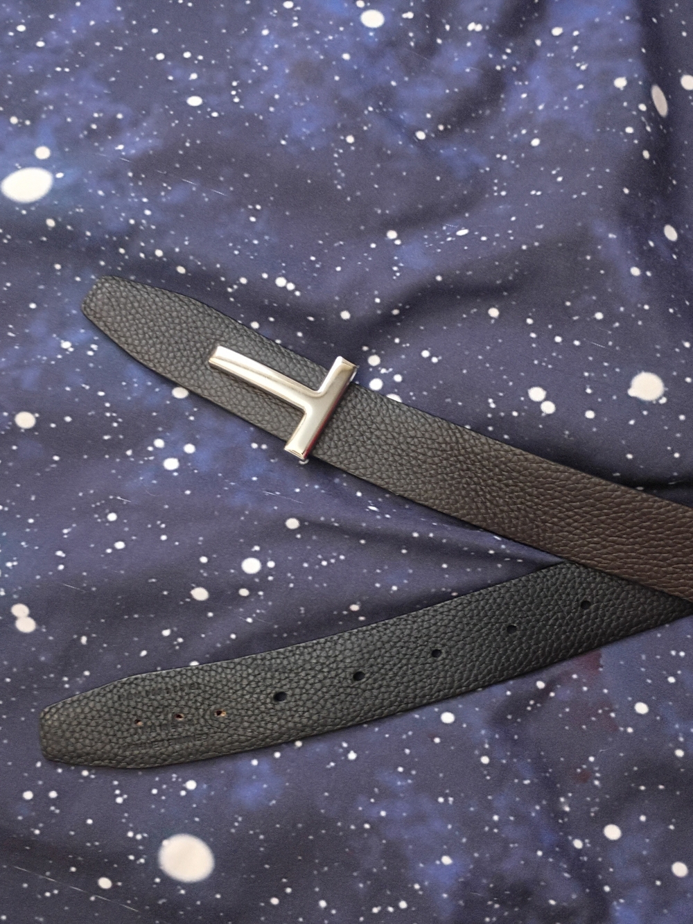 Tom Ford Men's Reversible Leather Belt with Silver T-Buckle - Black/Brown